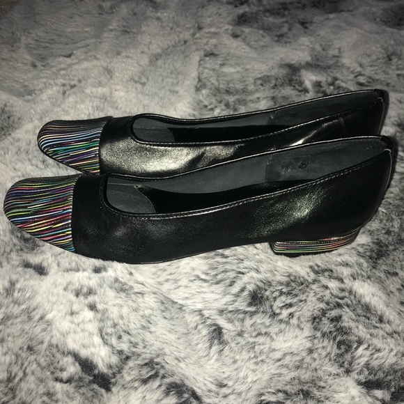 Vaneli Ballet Flats - Picture 2 of 7